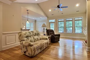 520 Laurinburg Rd, Southport, NC 28461 - Photo 9