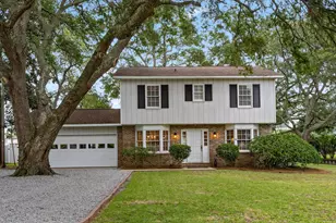313 N Oak Dr, Surfside Beach, SC 29575 - Photo 1