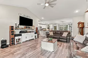 221 Penn Cir, Aynor, SC 29544 - Photo 9