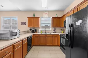 6253 Catalina Dr, North Myrtle Beach, SC 29582 - Photo 3
