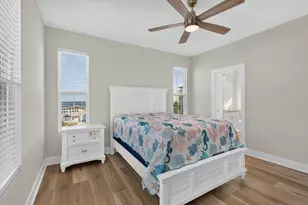 109 Cypress Ave, Garden City, SC 29576 - Photo 31