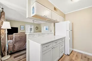 609 Hillside Dr, North Myrtle Beach, SC 29582 - Photo 13