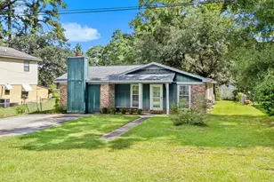 722 1st Ave N, Surfside Beach, SC 29575 - Photo 1