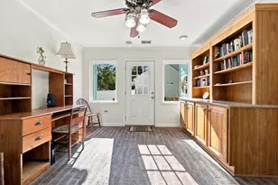 587 Hawthorn Dr, Pawleys Island, SC 29585 - Photo 25