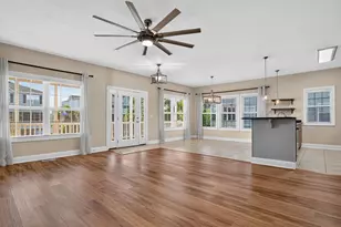 1005 Kelly Ct, Garden City, SC 29576 - Photo 3
