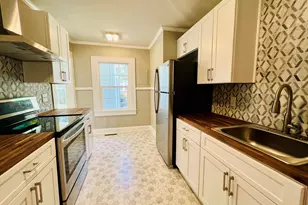 111 Cooper St, Kingstree, SC 29556 - Photo 7