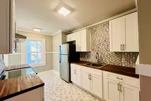 111 Cooper St, Kingstree, SC 29556 - Photo 5
