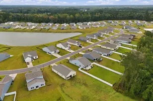 202 Linares St, Loris, SC 29569 - Photo 5