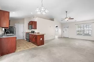 525 Carolina Hickory St, Loris, SC 29569 - Photo 15
