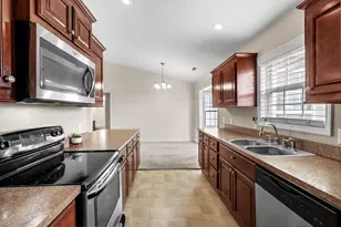 525 Carolina Hickory St, Loris, SC 29569 - Photo 13