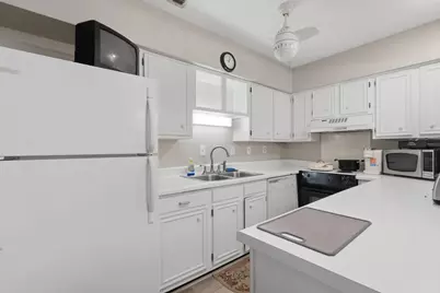 10301 N Kings Hwy. #15-6, Myrtle Beach, SC 29572 - Photo 3