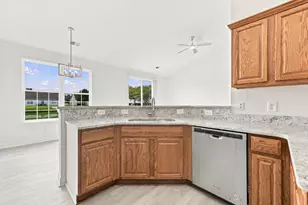 172 Zinnia Dr, Myrtle Beach, SC 29579 - Photo 11