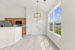 172 Zinnia Dr, Myrtle Beach, SC 29579 - Photo 9