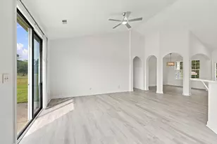 172 Zinnia Dr, Myrtle Beach, SC 29579 - Photo 5
