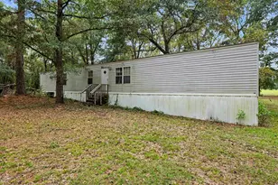 1068 Old River Rd, Fork, SC 29543 - Photo 9