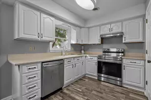 884 Brenda Pl, Myrtle Beach, SC 29577 - Photo 11