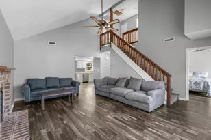 884 Brenda Pl, Myrtle Beach, SC 29577 - Photo 5