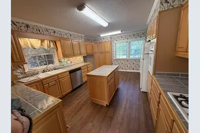 812 Quail Dr., Pamplico, SC 29583 - Photo 9
