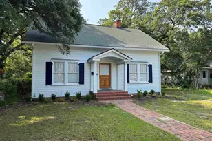 1403 9th Ave, Conway, SC 29526 - Photo 1