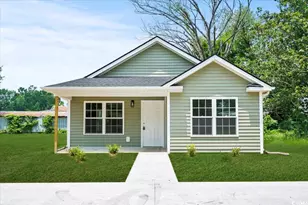 608 Miles Ct, Marion, SC 29571 - Photo 1