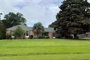 1113 Golf View Dr, North Myrtle Beach, SC 29582 - Photo 1