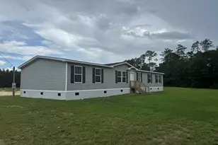 71 Mohican Dr, Georgetown, SC 29440 - Photo 1