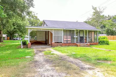 213 N Magnolia Ave., Andrews, SC 29510 - Photo 1