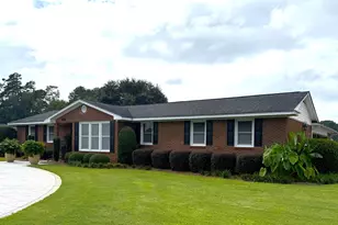 638 Camelot Rd, Lake City, SC 29560 - Photo 1