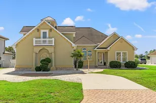 1019 Ridgewood Dr, North Myrtle Beach, SC 29582 - Photo 1