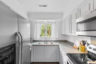 10027 Washington Cir, Myrtle Beach, SC 29572 - Photo 5