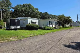 855 Nicholas St, Murrells Inlet, SC 29576 - Photo 1