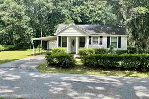 1357 Moss Ave, Georgetown, SC 29440 - Photo 1