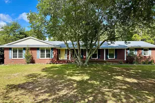 601 Jefferson St, Bennettsville, SC 29512 - Photo 1