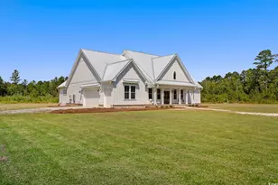 427 Gandy Dr, Andrews, SC 29510 - Photo 1