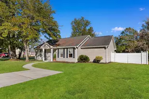 428 Daisy St, Georgetown, SC 29440 - Photo 1