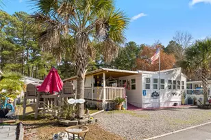 613 5th Ave S, Myrtle Beach, SC 29577 - Photo 1