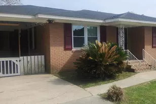 102 N Hazel Ave, Andrews, SC 29510 - Photo 1