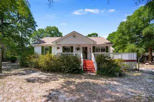 77 Oak Hill Dr, Georgetown, SC 29440 - Photo 1