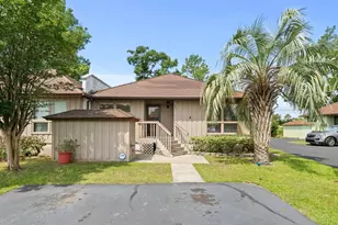 901 Colony Dr, North Myrtle Beach, SC 29582 - Photo 1