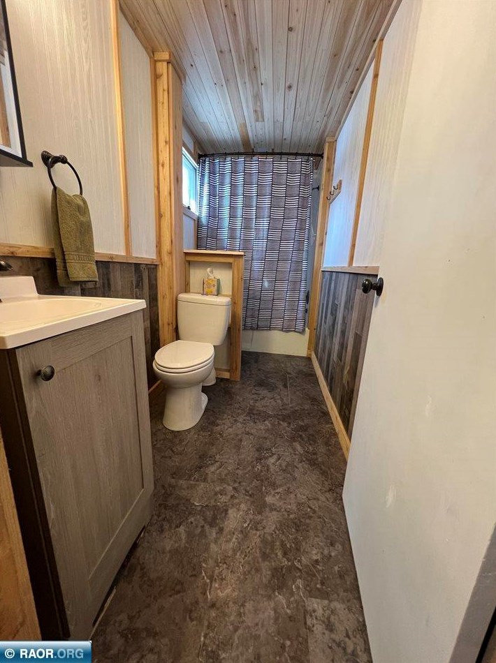 5487 Lehto Rd, Embarrass MN  55732-8204 exterior