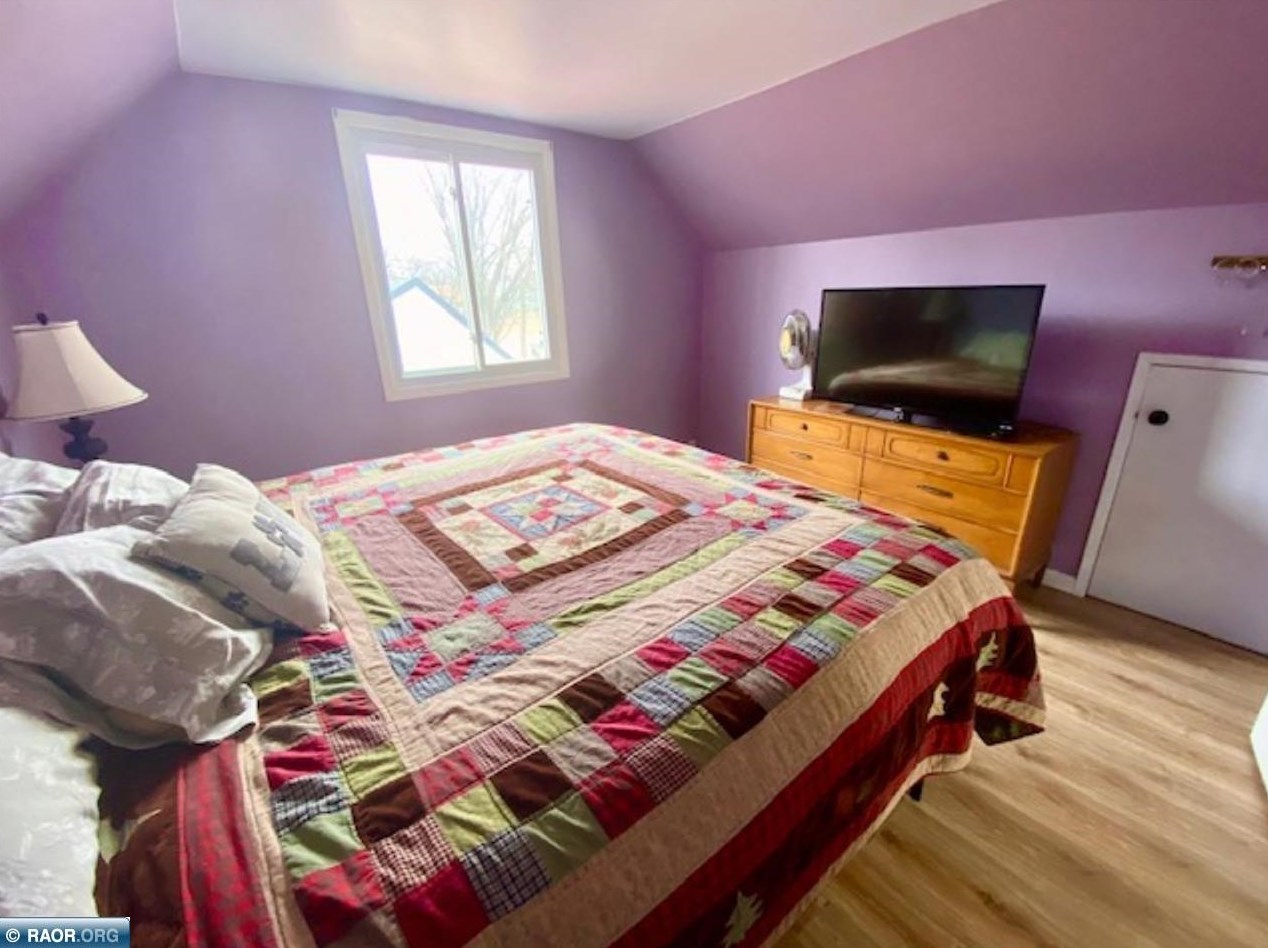 315 Fairfax Rd, Hoyt Lakes MN  55750-1218 exterior