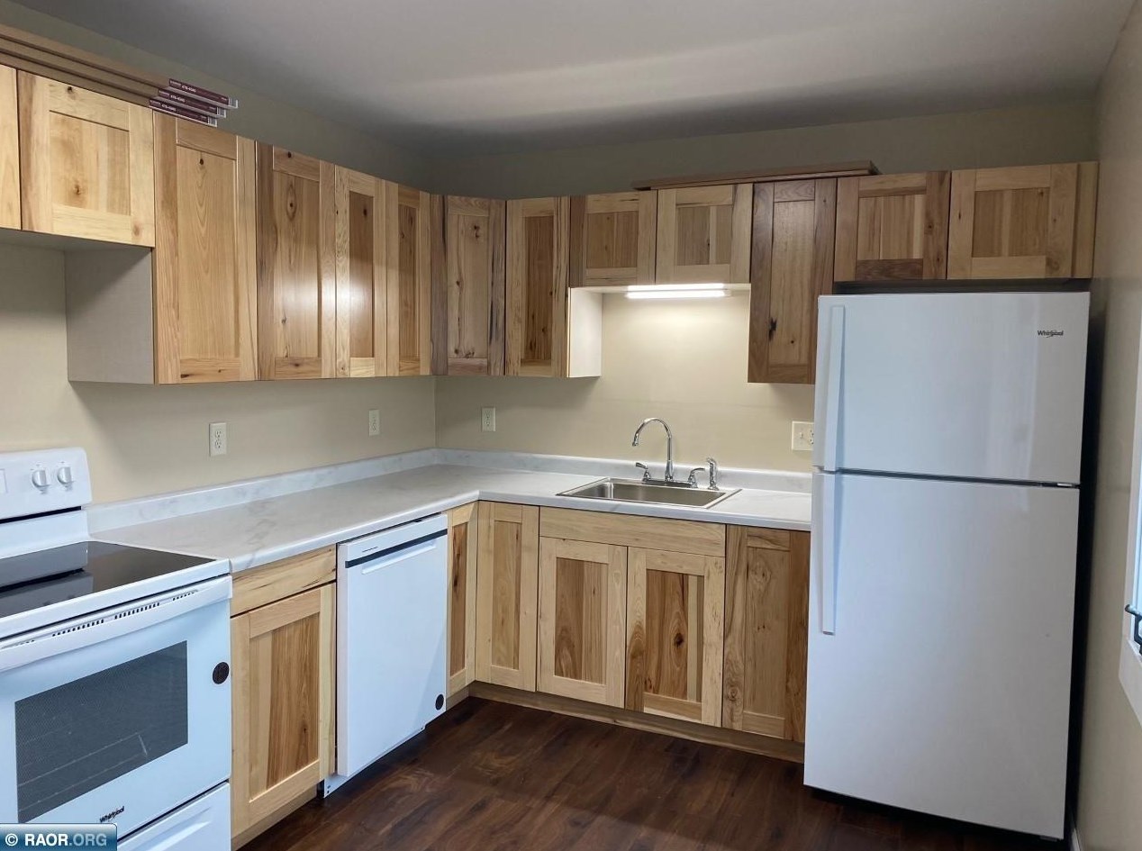 309 Elmwood Rd, Hoyt Lakes MN  55750-1212 exterior