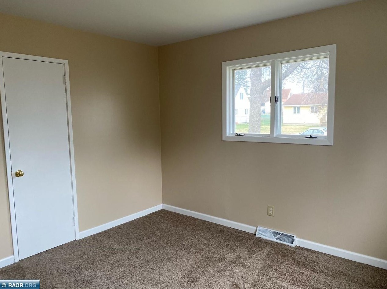 309 Elmwood Rd, Hoyt Lakes MN  55750-1212 exterior