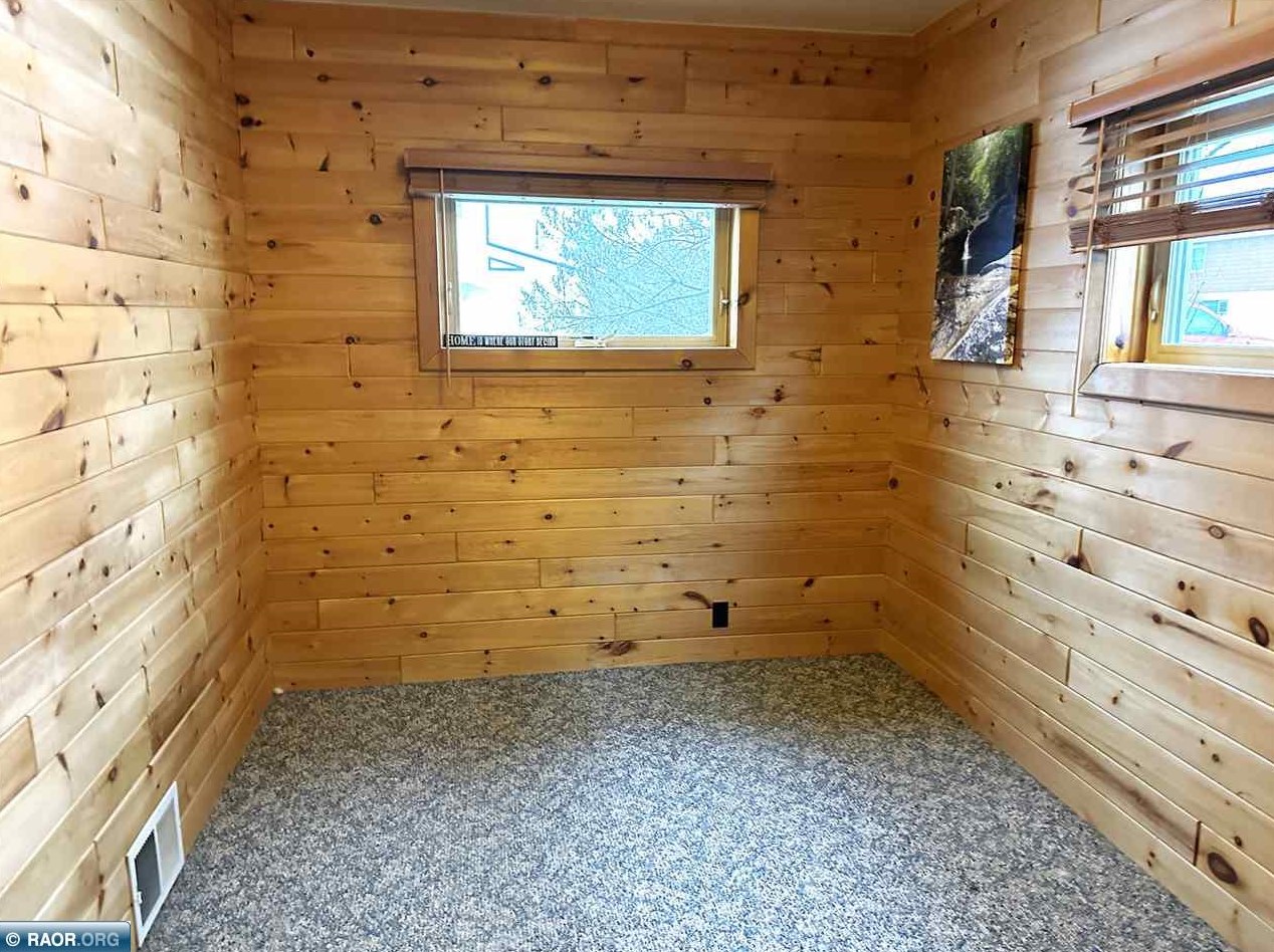 15 Shagawa Rd, Ely MN  55731-1010 exterior
