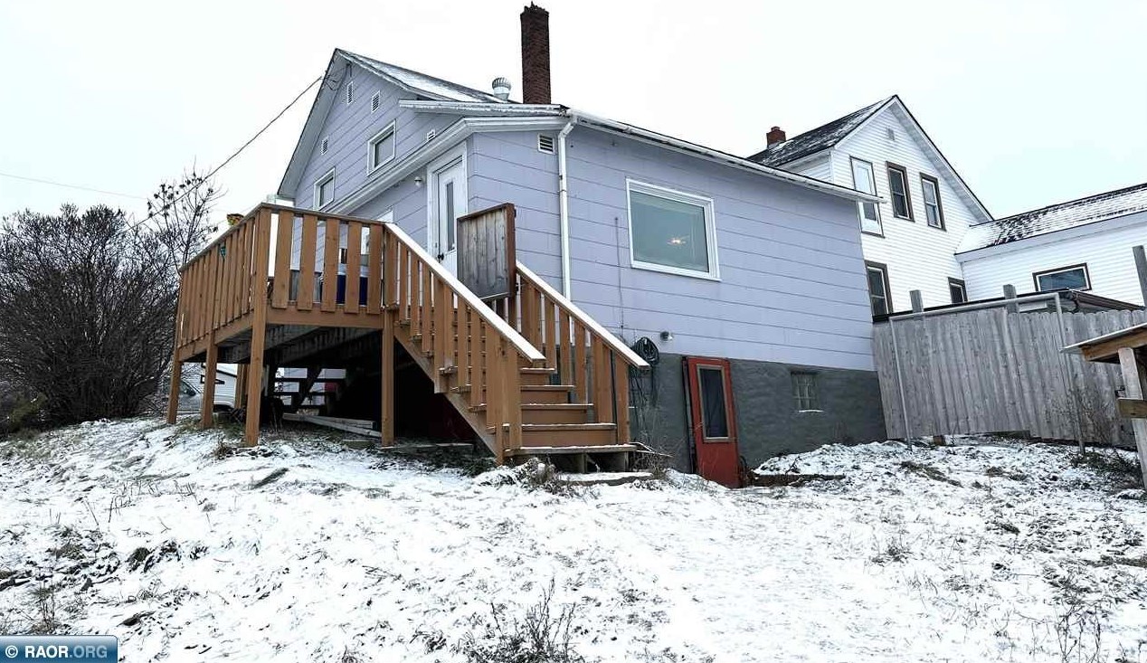 15 Shagawa Rd, Ely MN  55731-1010 exterior