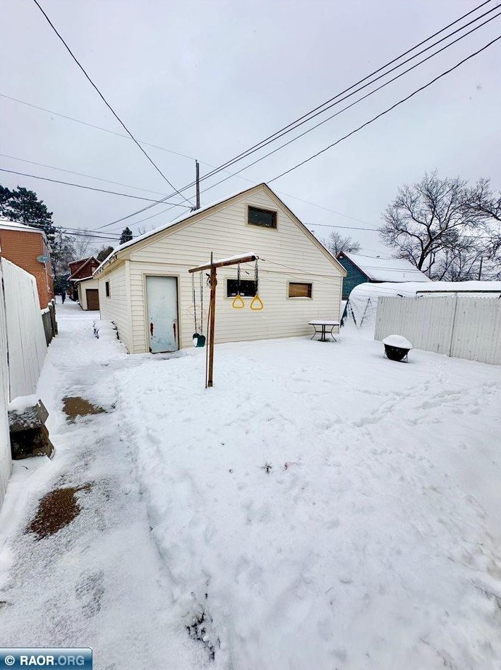 707 14th St, Virginia MN  55792-2251 exterior