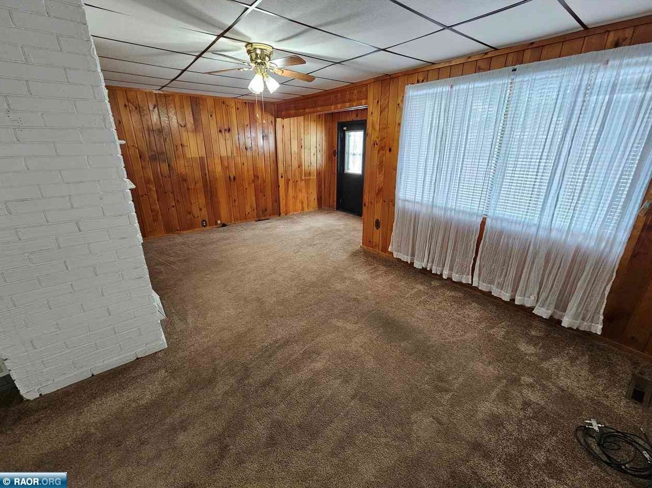 125 2nd St, Chisholm MN  55719-1613 exterior