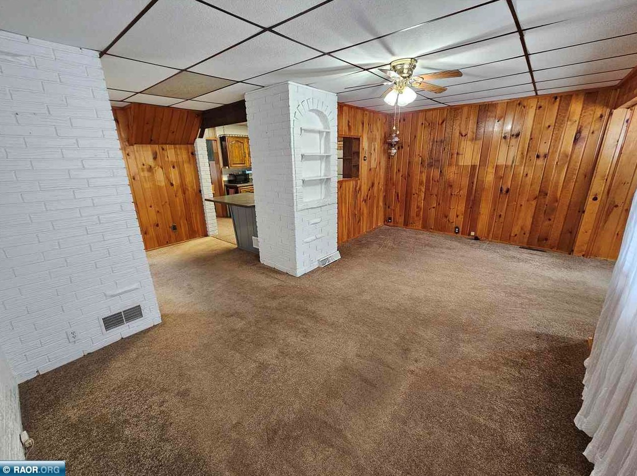 125 2nd St, Chisholm MN  55719-1613 exterior