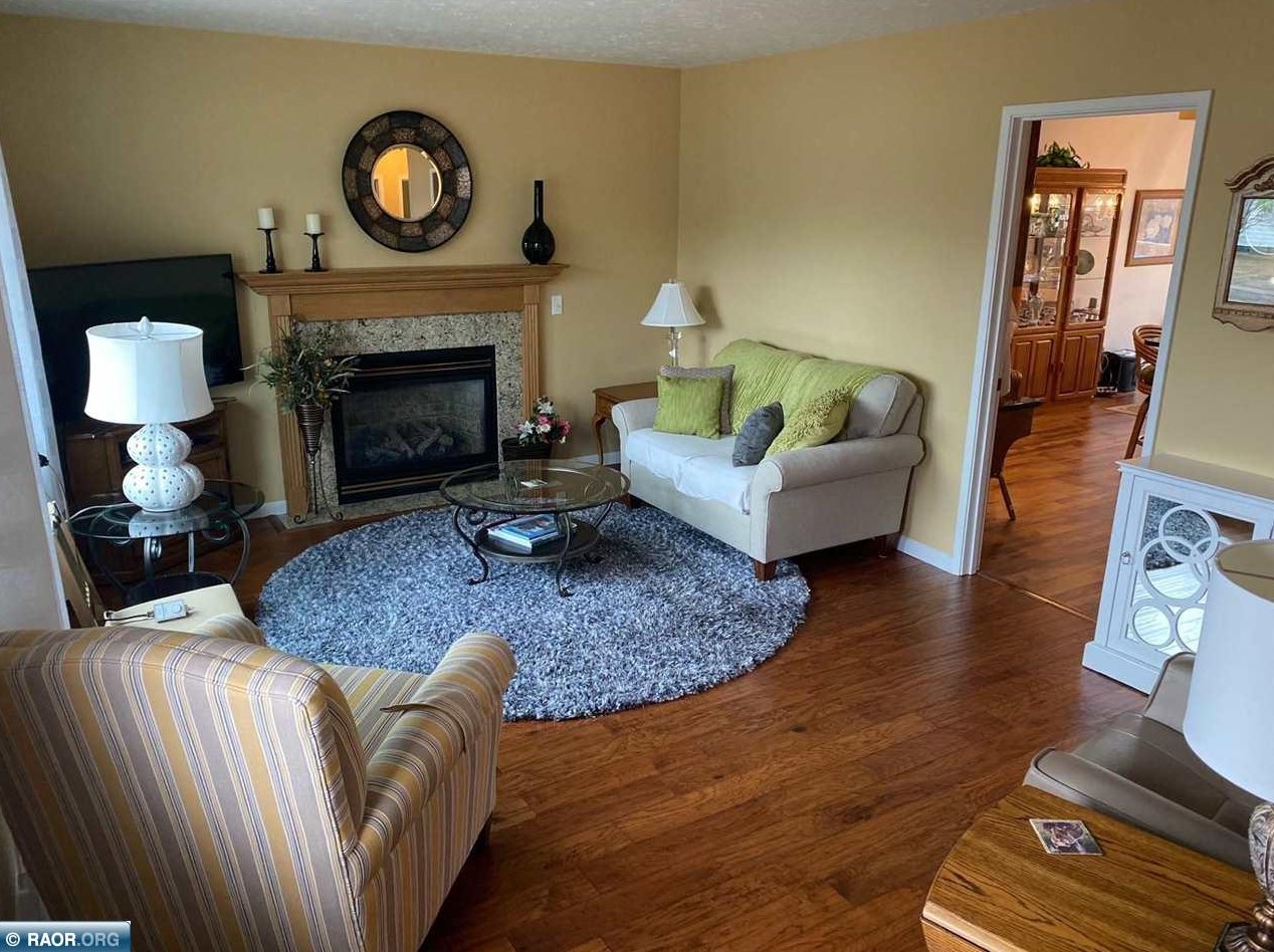 229 Hampshire Dr, Hoyt Lakes MN 55750-1236 exterior