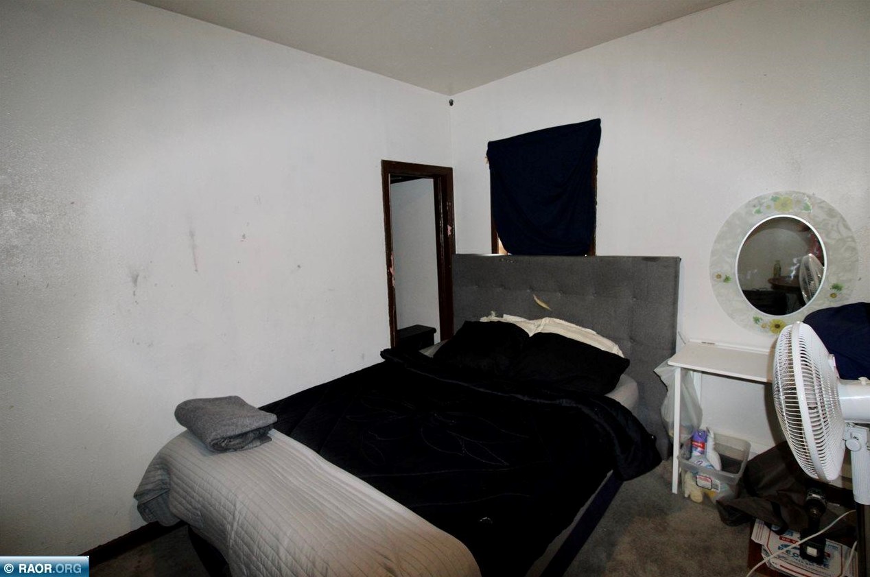 12358 Morton Ave, Hibbing MN  55746-8318 exterior